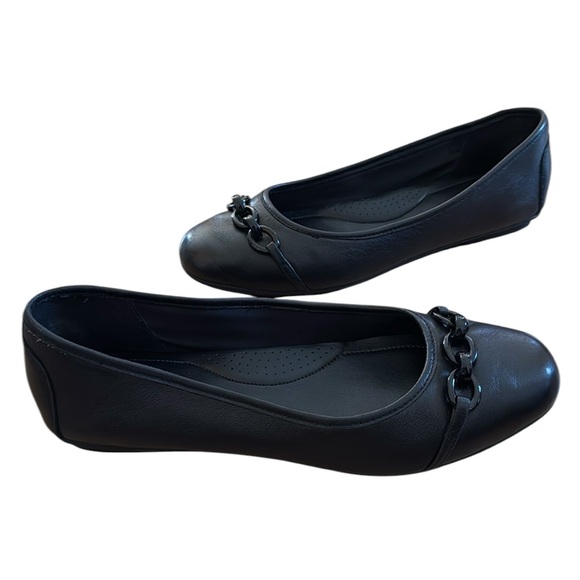 EASY SPIRIT WOMENS BLACK LEATHER BRANDI SLIP ON SHOE LIGHTWEIGHT CASUAL SIZE 8.5 - Picture 1 of 12